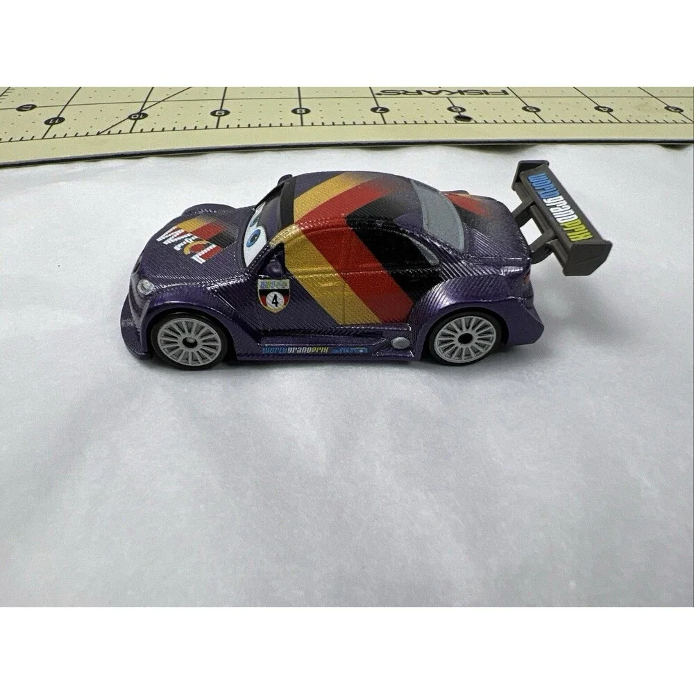 Mattel Disney Pixar Cars Max Schnell 1:55 scale die-cast Carbon Racers Edition
